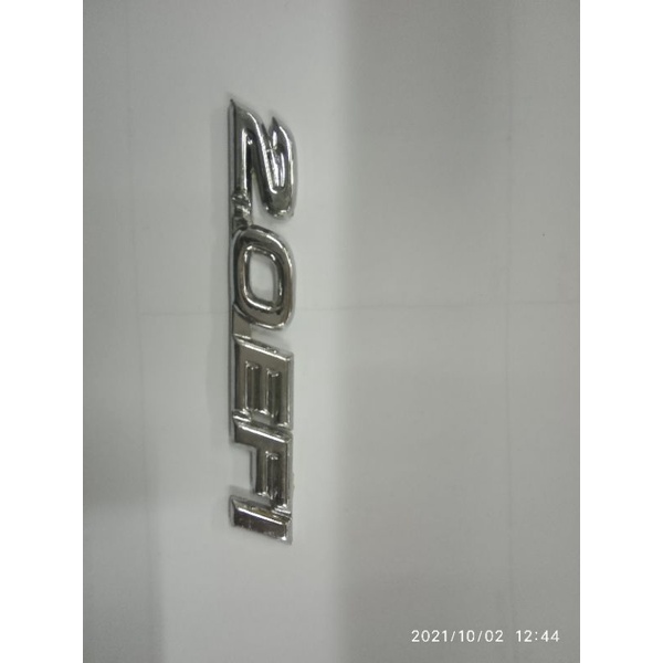 emblem logo "2.0efi" kijang kapsul