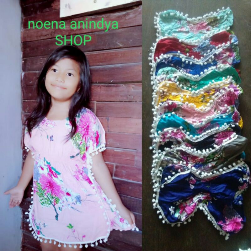 Dress Kelelawar pom_pom