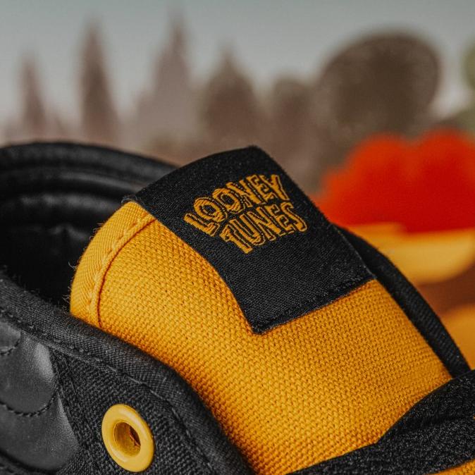 PROMO GMX x NTOP Looney Tunes Daffy Duck