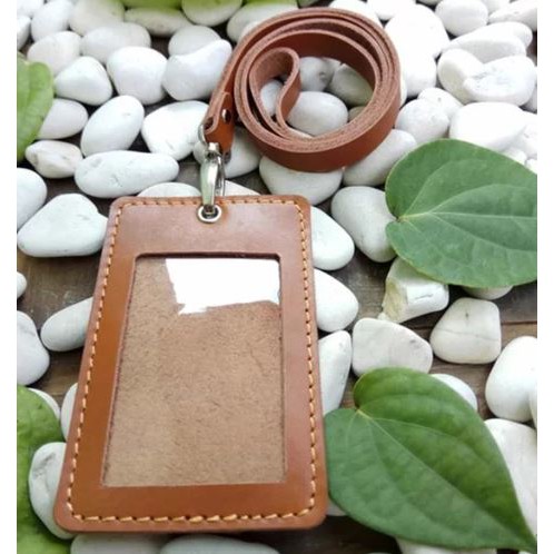 

Name Tag Id Kulit Asli Sapi Warna Tan - Gantungan Id. Card Tali Id Card