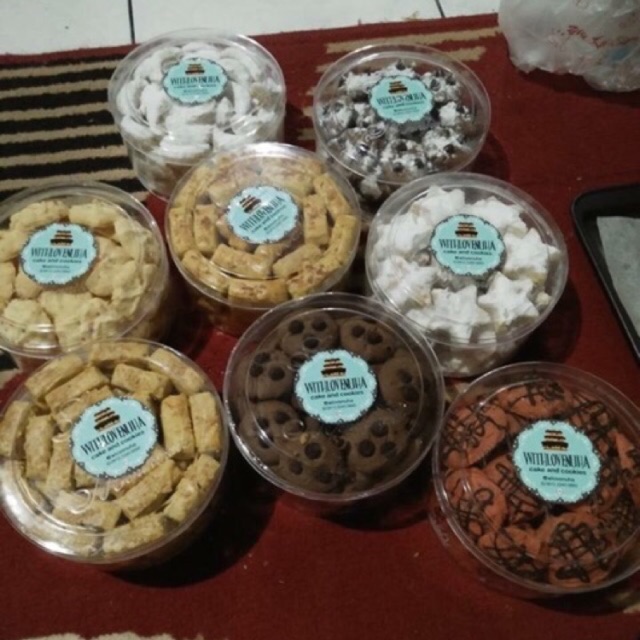 

Kue nastar ,kastengel ,putri salju ,sagu keju ,cookies coklat