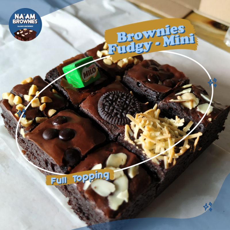 ( NA'AM ) BROWNIES FUDGY MINI UK 10X10cm ISI 9 POTONG