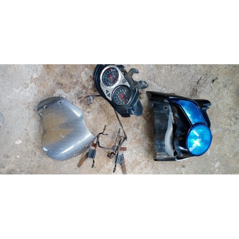 lampu set reflektor visor breket tiger revolution pece copotan ori