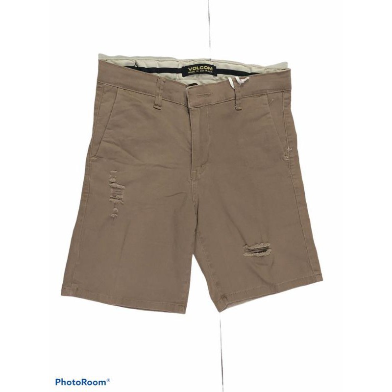 Celana pendek Volcom