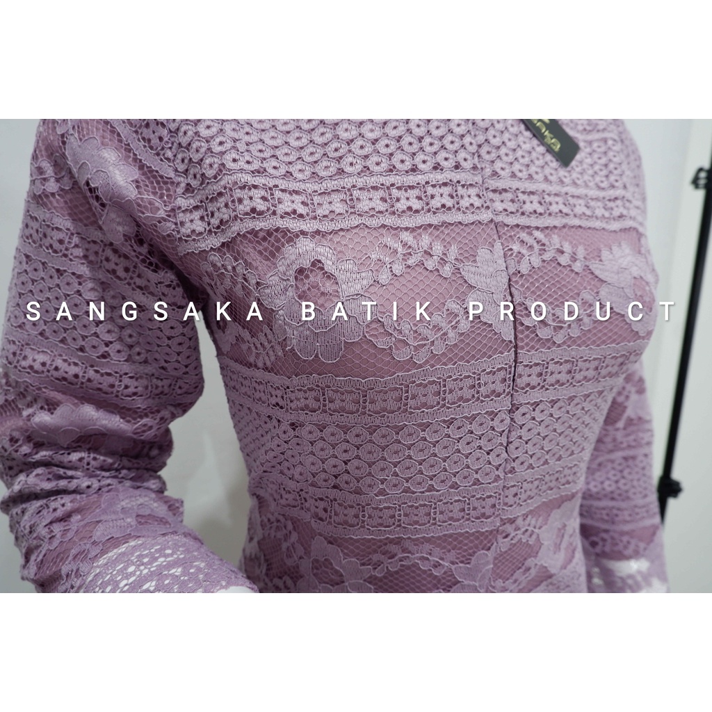 Kebaya Tunik / Tunik Brokat / Kebaya Modern / Kebaya tile / Kebaya Favorite / Batik Couple