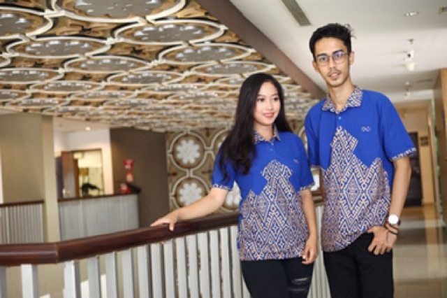 Loyal Kaos Polo Batik Biru Modern Wanita M L XL XXL