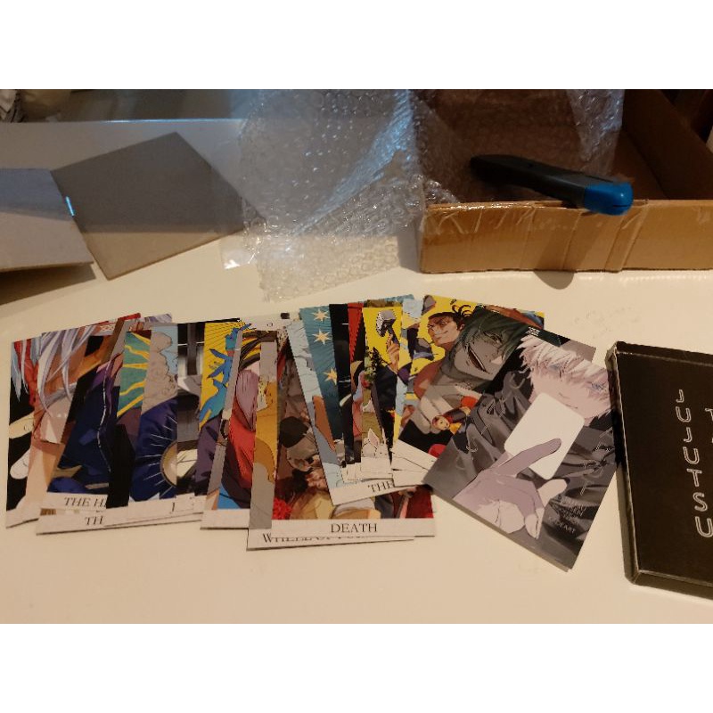 TAROT KADEART BOOKED