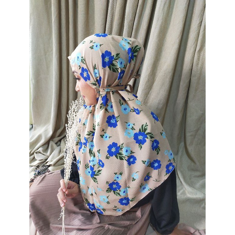 Bergo Maryam Motif