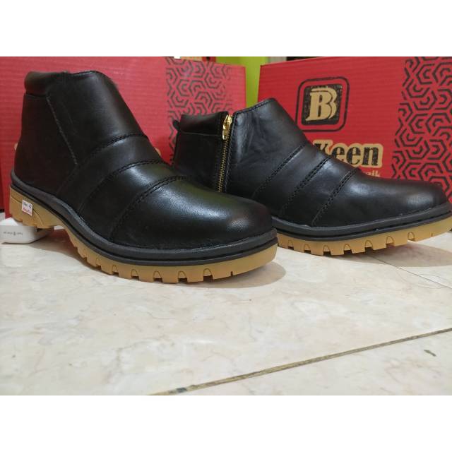 Sepatu kulit asli pria boots casual Q.1