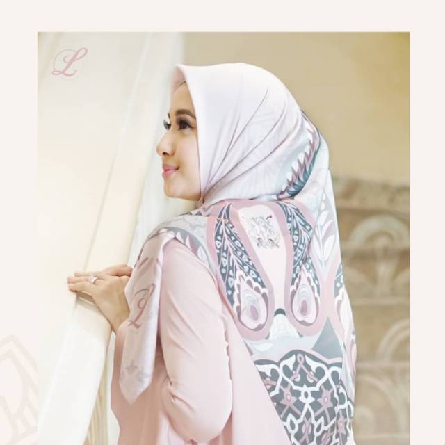 Preloved l by laudya cynthia bella