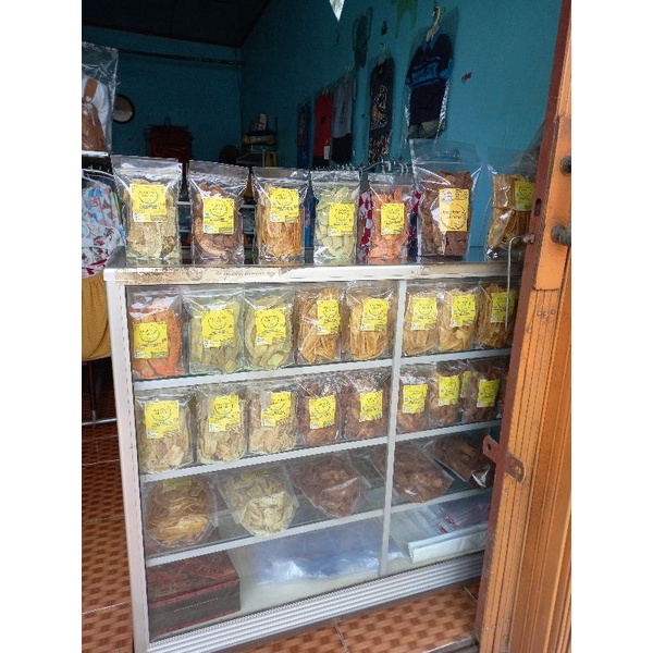

KERIPIK PISANG SAHABAT | Paket Reseller 50Gram | Bermacam2 Rasa 10Pcs