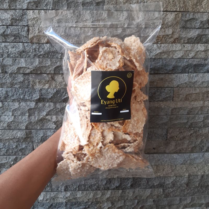 

Tempe Kripik eyang uti