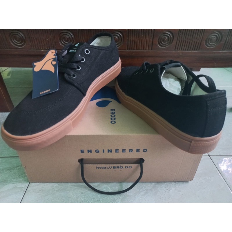 Brodo VTG Derby (Black GS)