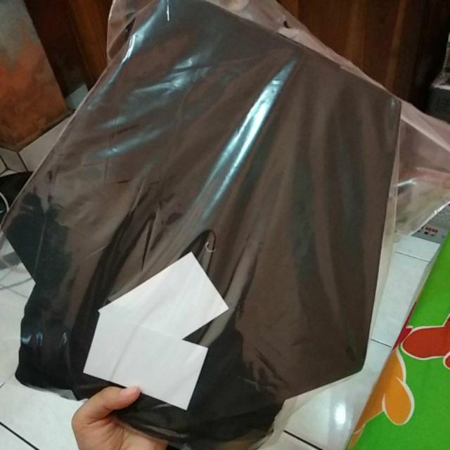 Toga Wisuda (jubah Dan Topi)