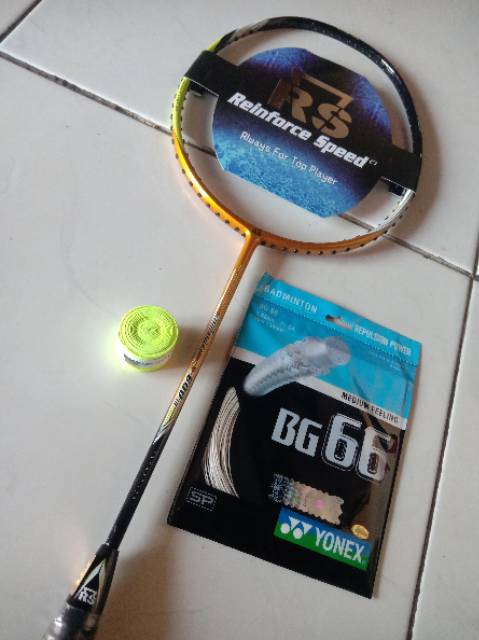 Raket RS solitaire + senar + grip