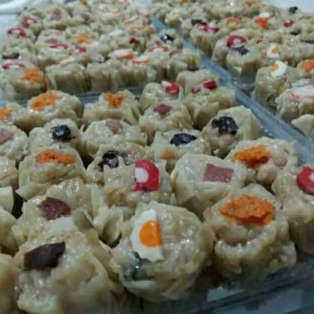 

Dimsum salmon 1 porsi isi 4