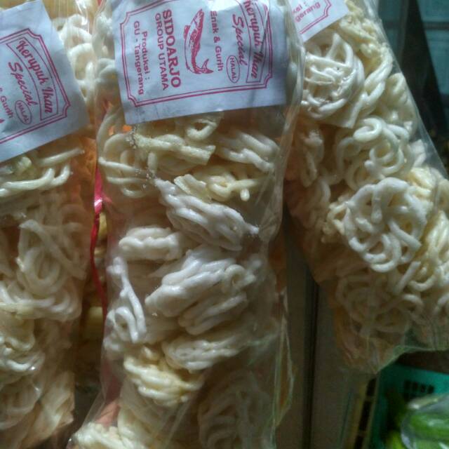 

Kerupuk ikan keriting