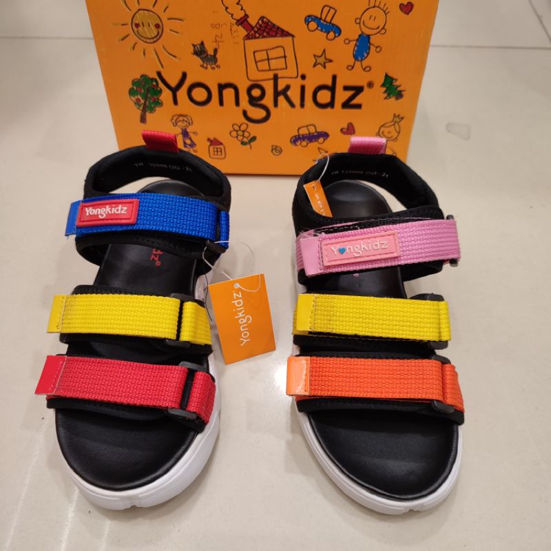 YONGKIDZ SEPATU SANDAL MODEL TERBARU