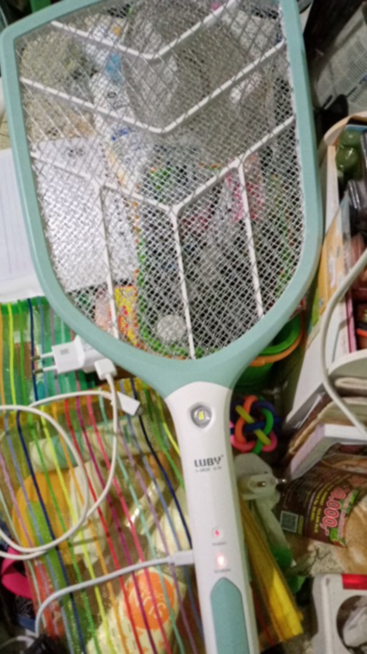 Raket Nyamuk Luby L-3839 + Senter 1 Led + Replaceable Rechargeable Battery