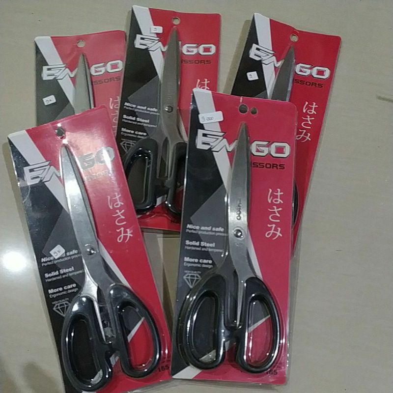 

Gunting Emigo Besar EM 185