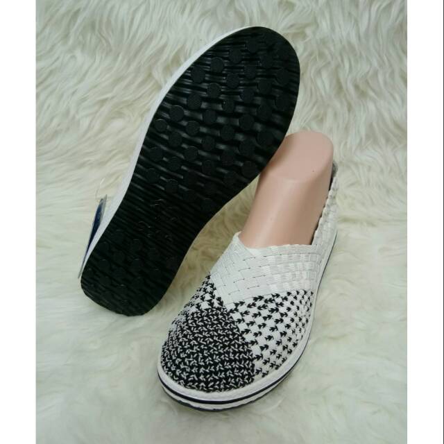 Sepatu rajut / sepatu anyaman / sepatu wanita oggo 523