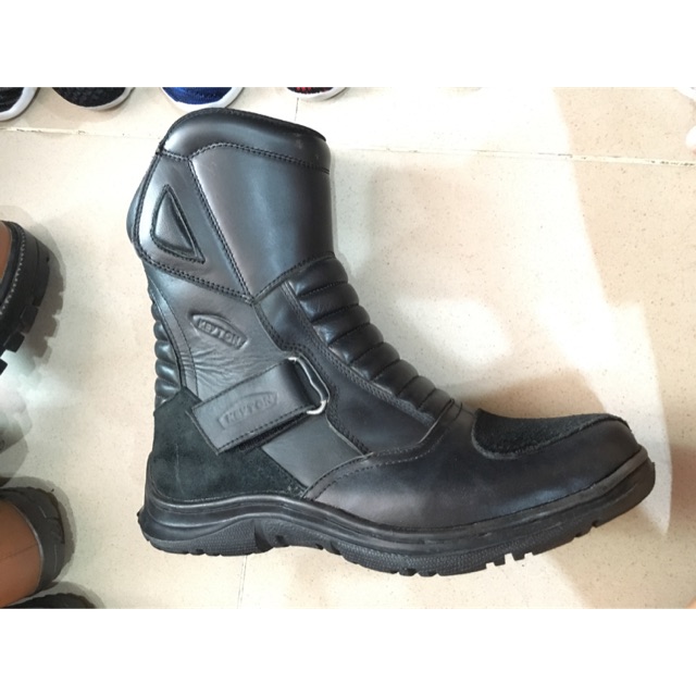 Sepatu touring original keyton