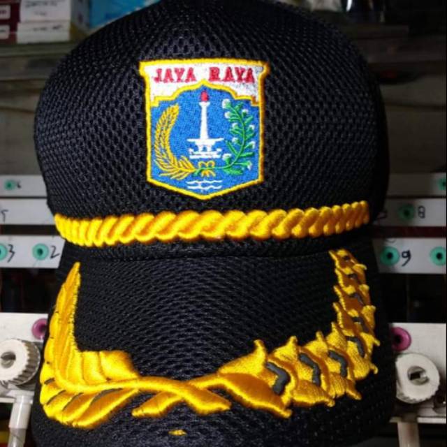 topi dki/topi logo dki