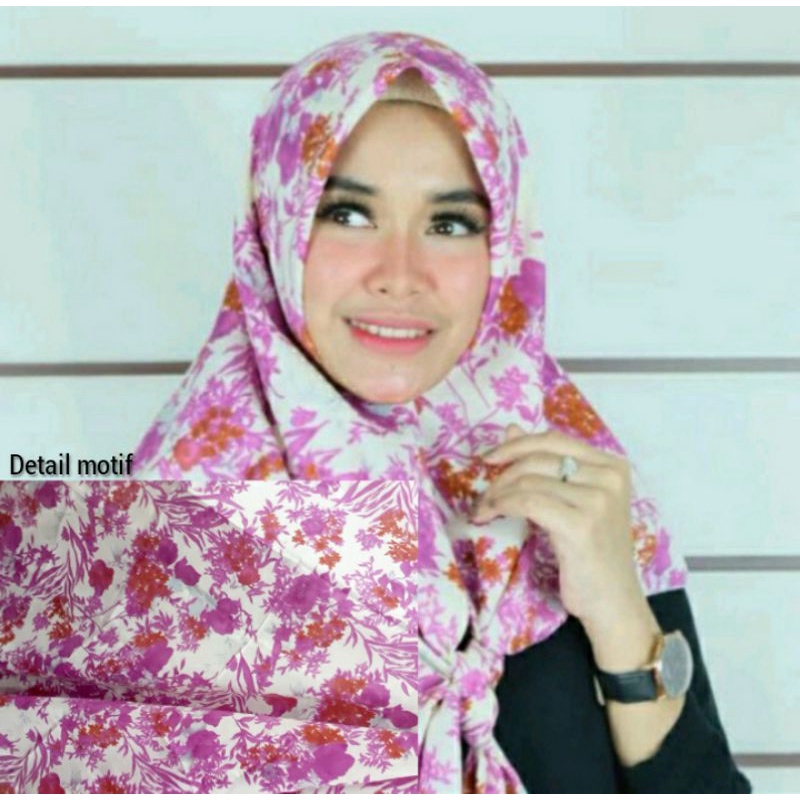 Jilbab segi empat motif bunga ungu / purple / lilac / violet