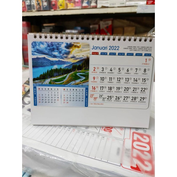 

Kalender Meja 2022 Pemandangan Alam Dunia KM-09