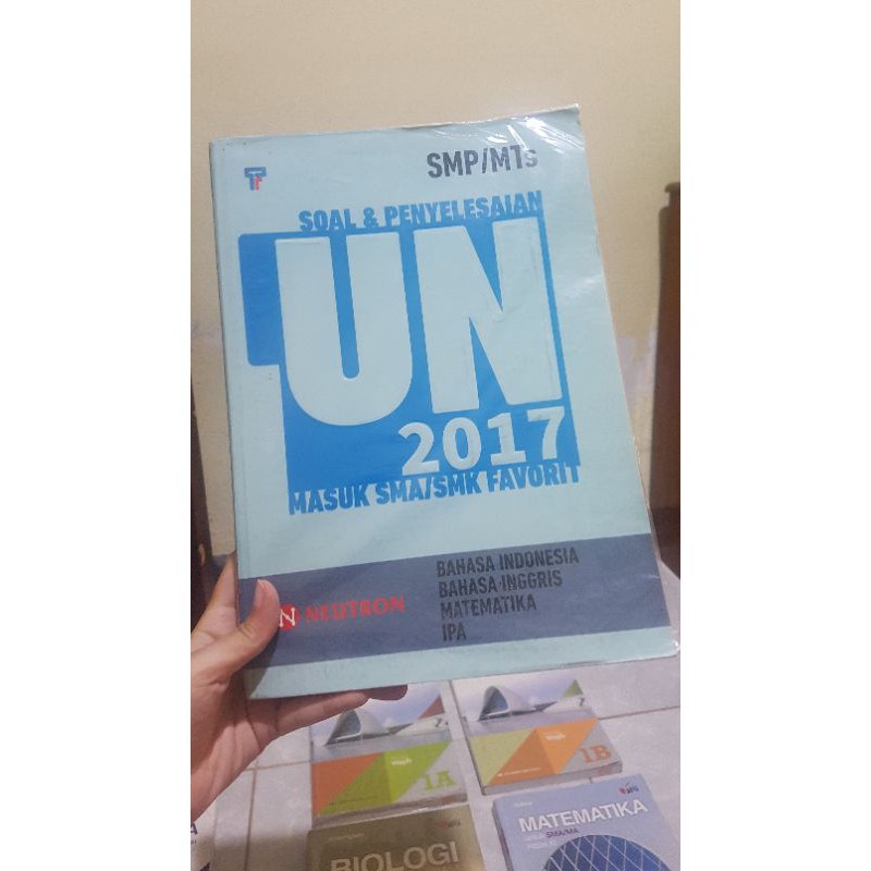 TERMURAH  BUKU NEUTRON SOAL DAN PENYELESAIAN UN 2017 MASUK SMA/SMK FAVORITE