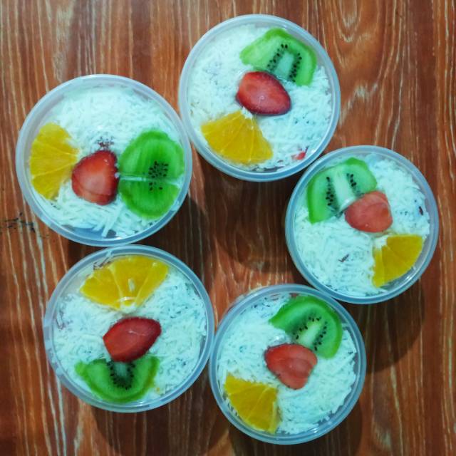 

SALAD BUAH PREMIUM DENGAN MAYO YOGURT MANIS SEGARR (SMALL=300ml)