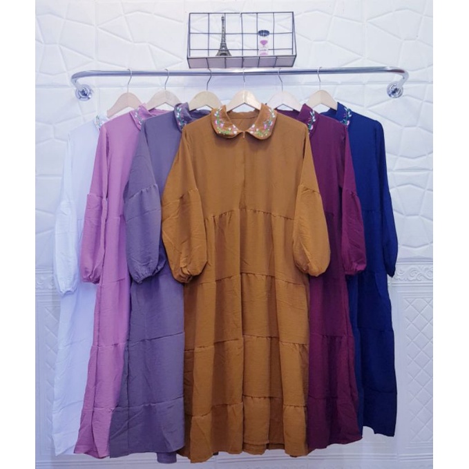 Midi Dress Crinkle Airflow Bordir Motif Bunga Timbul Murah Bagus Ready Stock