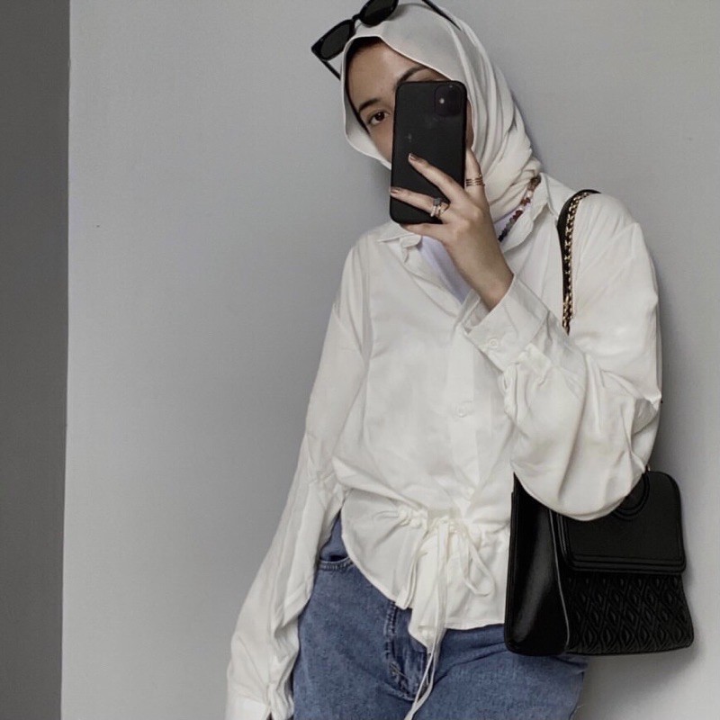 Hollingberry - Jennie Shirt Basic Outfit Kemeja Wanita
