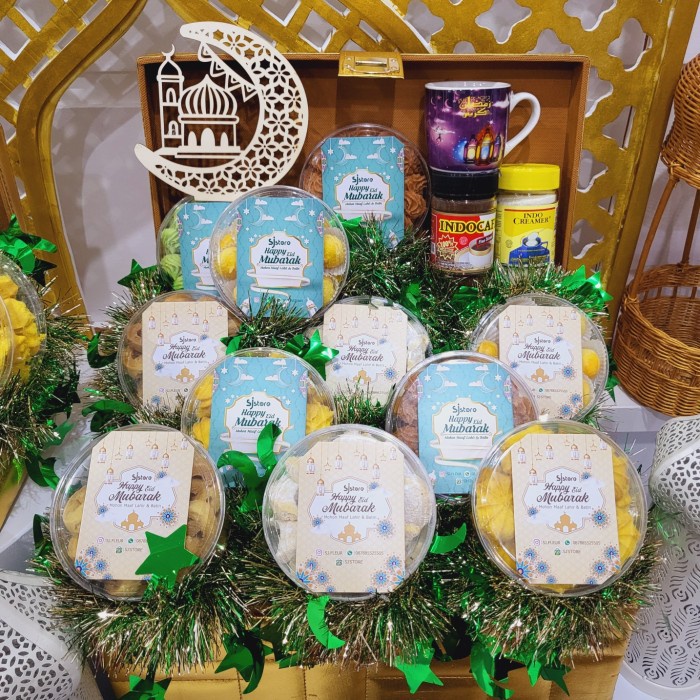 

Paket box hampers lebaran parcel idul fitri ramadhan kue kering 185 - Size L...