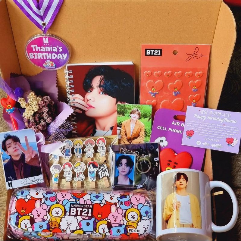 

HAMPERS CUSTOM FRAME BTS/V/JUNGKOOK/RM/JIMIN/JIN/SUGA/J-HOPE