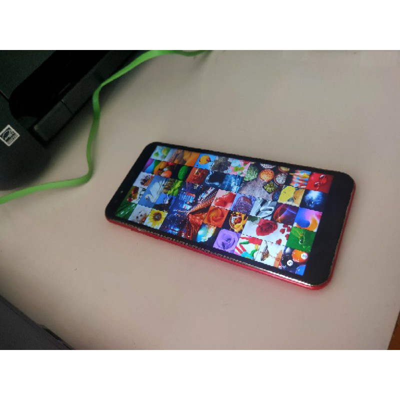 Nubia N2 Lite. RAM 3GB. Internal 32GB. Minus Touchscreen