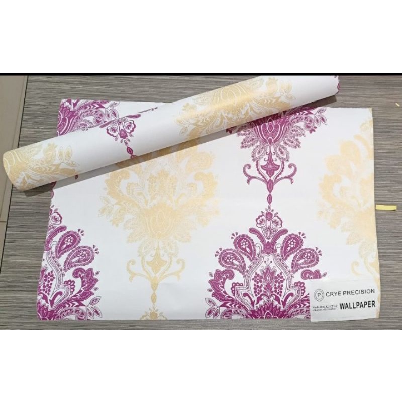 wallpaper stiker dinding motif bunga batik ungu gold