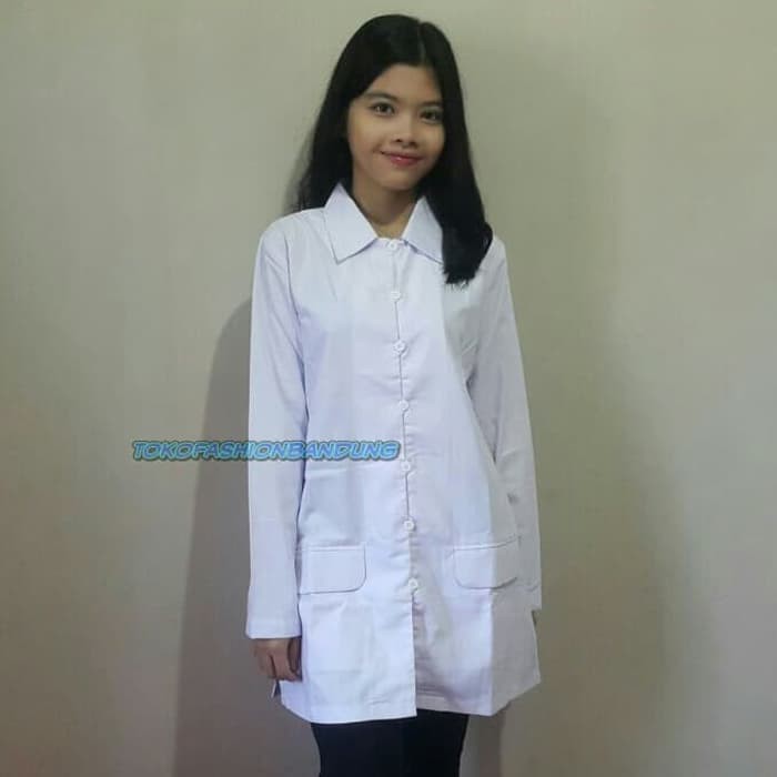 kemeja putih lengan panjang wanita seragam kerja 2 saku bawah tertutup