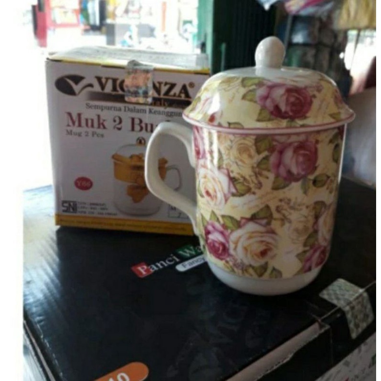 Vicenza Mug dengan Tutup  Ya66
