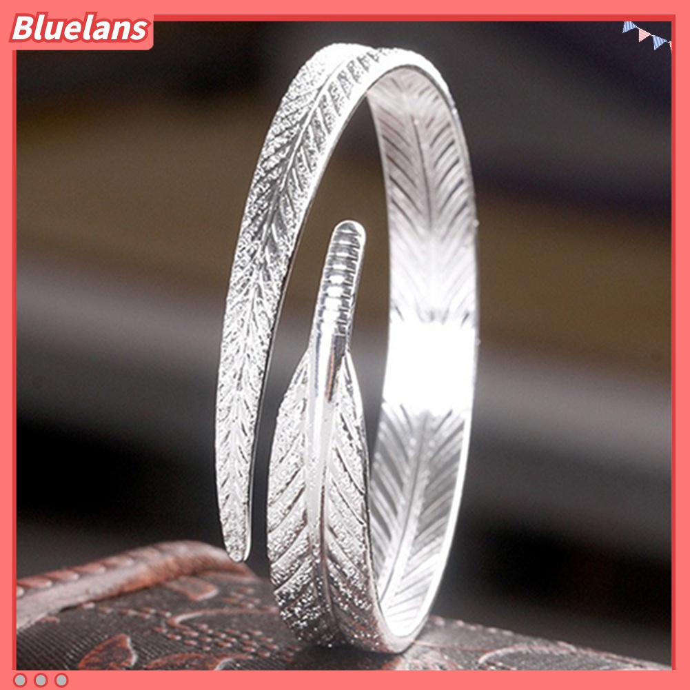 Gelang Bangle Model Terbuka Lapis Silver Bentuk Bulu Gaya Vintage Adjustable Untuk Wanita