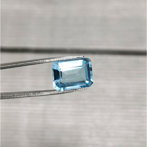 Natural Batu Permata Swiss Blue Topaz