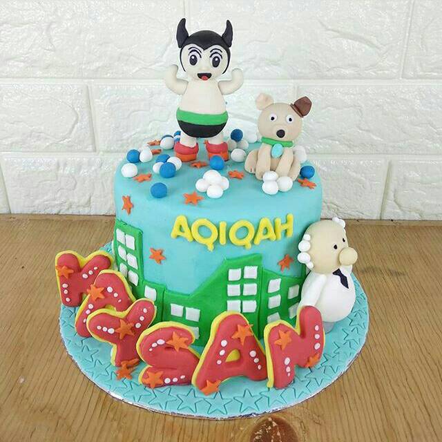 

CUSTOM CAKE | KUE ULANG TAHUN CUSTOM