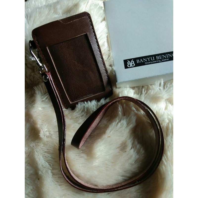 

CARD HOLDER KULIT / ID CARD HOLDER