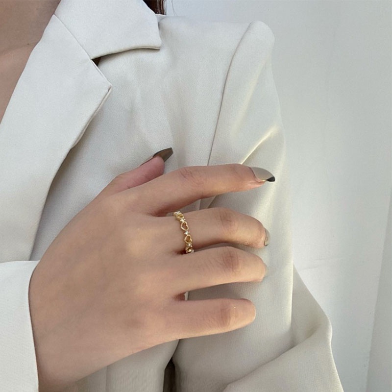 Cincin Bentuk Hati Aksen Berlian Untuk Wanita