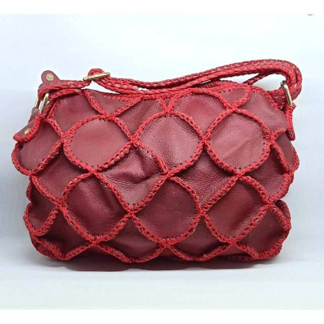 Tas kulit garut motif anyam