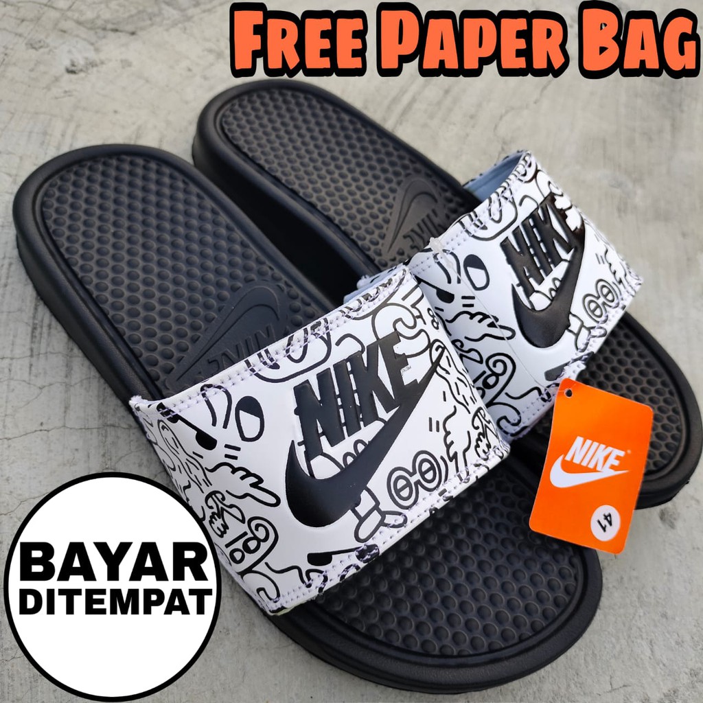 SANDAL SLOP NIKE BENASSI SELOP HITAM DOODLE PUTIH PRIA WANITA TERMURAH SLIDE SENDAL MURAH FLIP FLOP