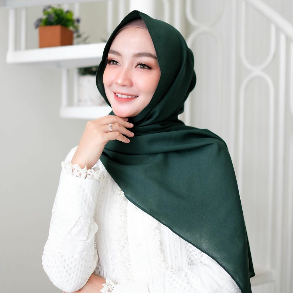 Pashmina Diamond 150x75 / Hijab Pashmina / Pasmina / Pashmina Sabyan / Jilbab Pashmina-HIJAU BOTOL