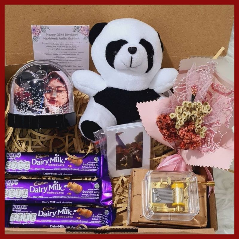 Hampers Melissa / Kado Ulang Tahun / Gift Box Anniversary