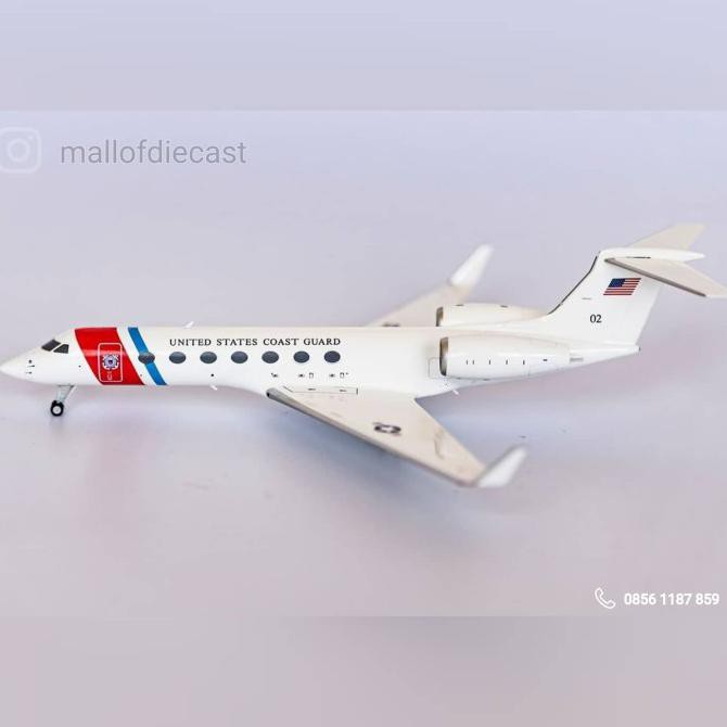 US Coast Guard Gulfstream C-37B NG Model 1:200