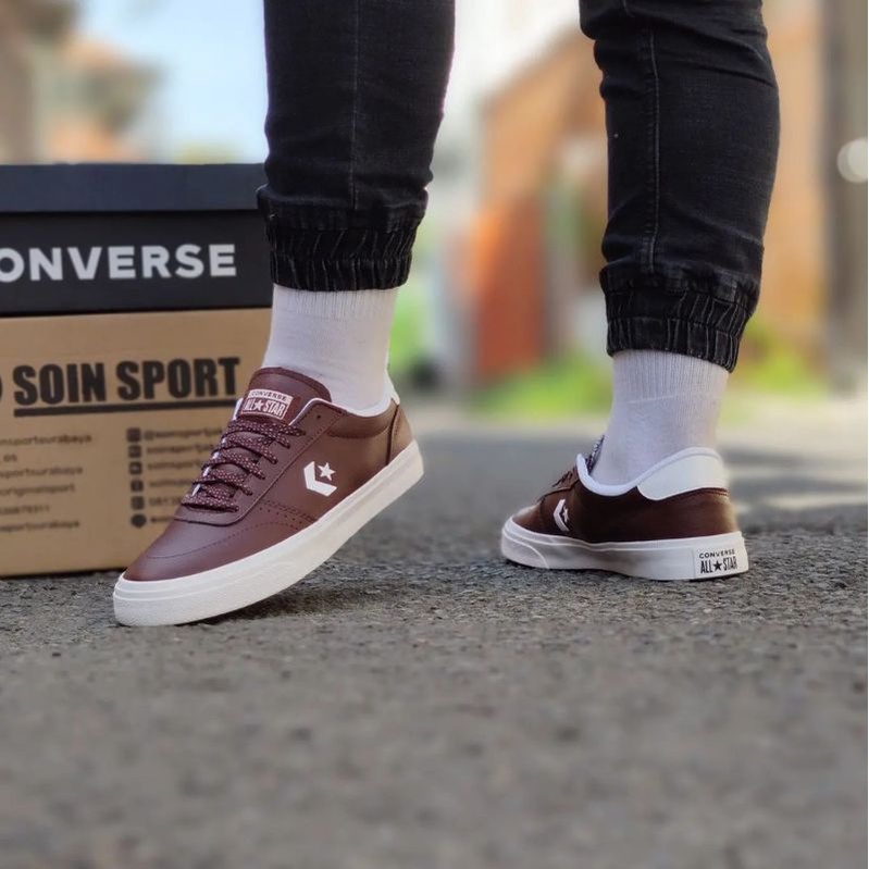 SEPATU SNEAKERS PRIA CONVERSE BOULEVARD OX (171991C)